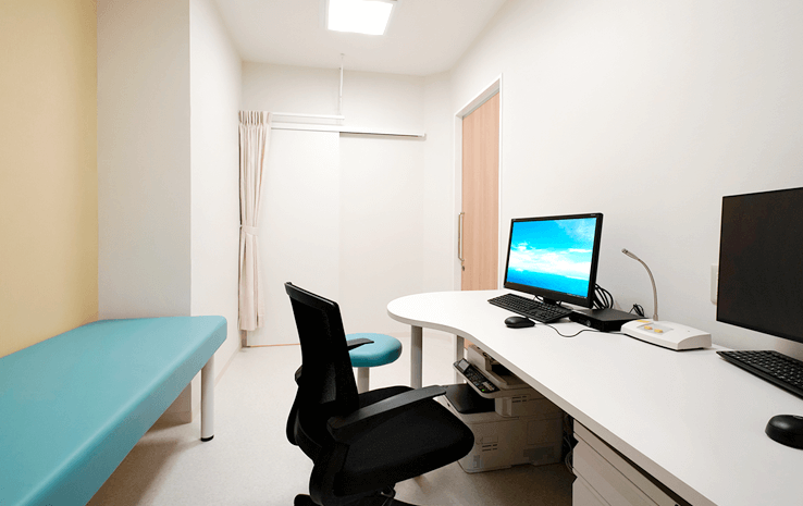 診察室1